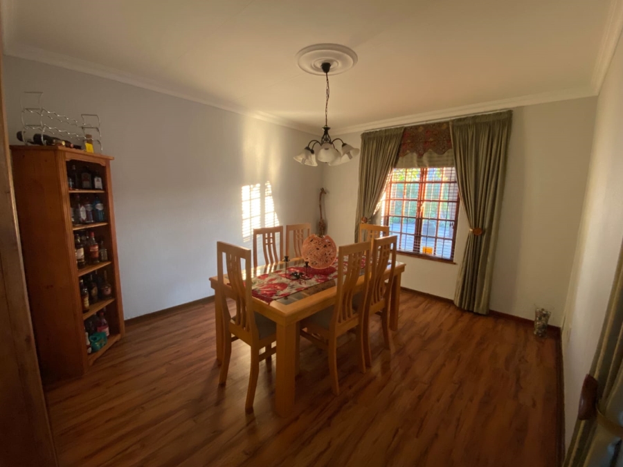 3 Bedroom Property for Sale in Protea Park North West